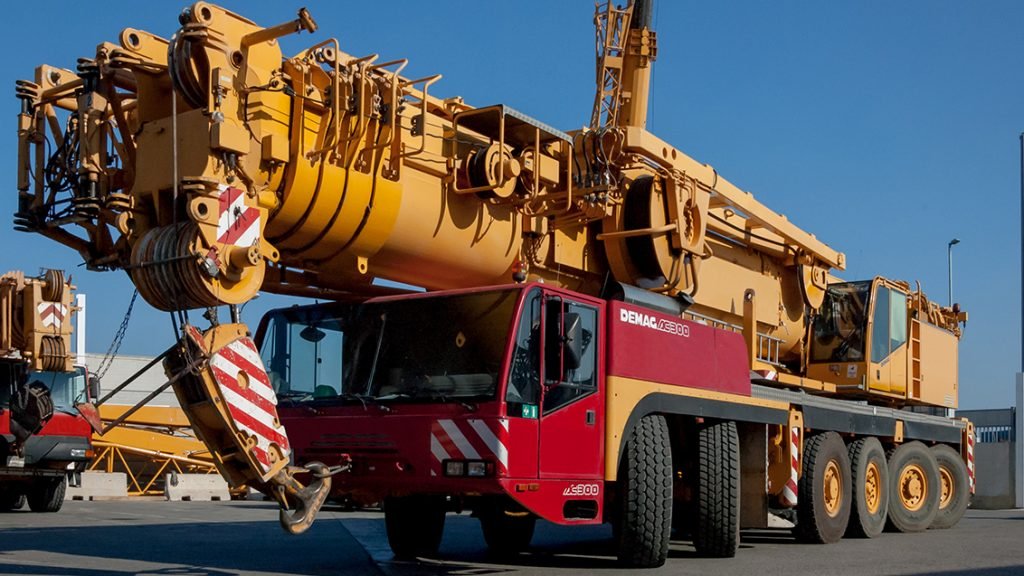 200 ton - 400 ton mobile cranes