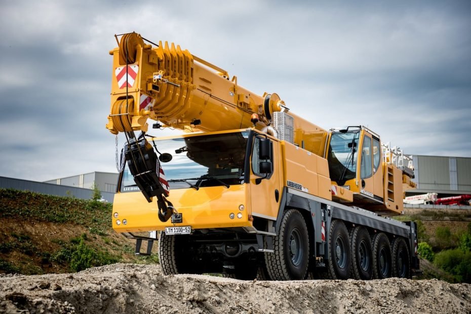 Liebherr LTM1100-5.2 grúa móvil